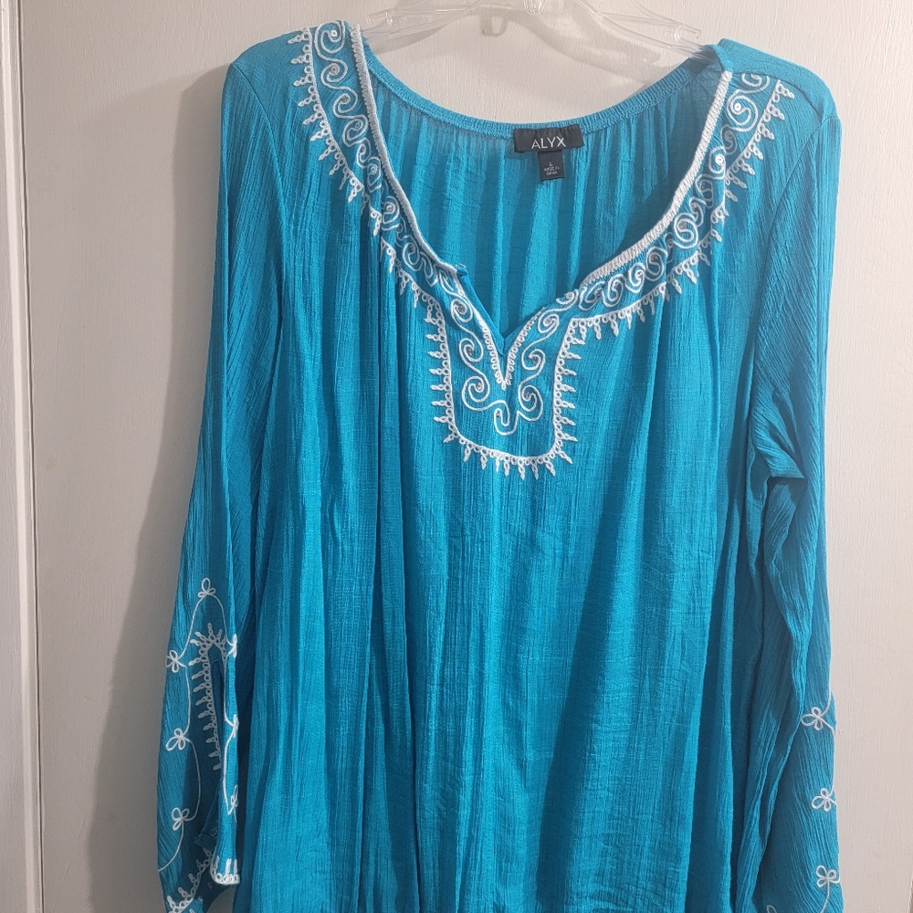 Bell sleeve blue peasant top boho